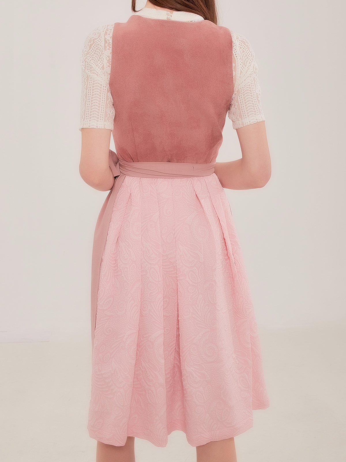 Elegantes länge Dirndl in Rosa