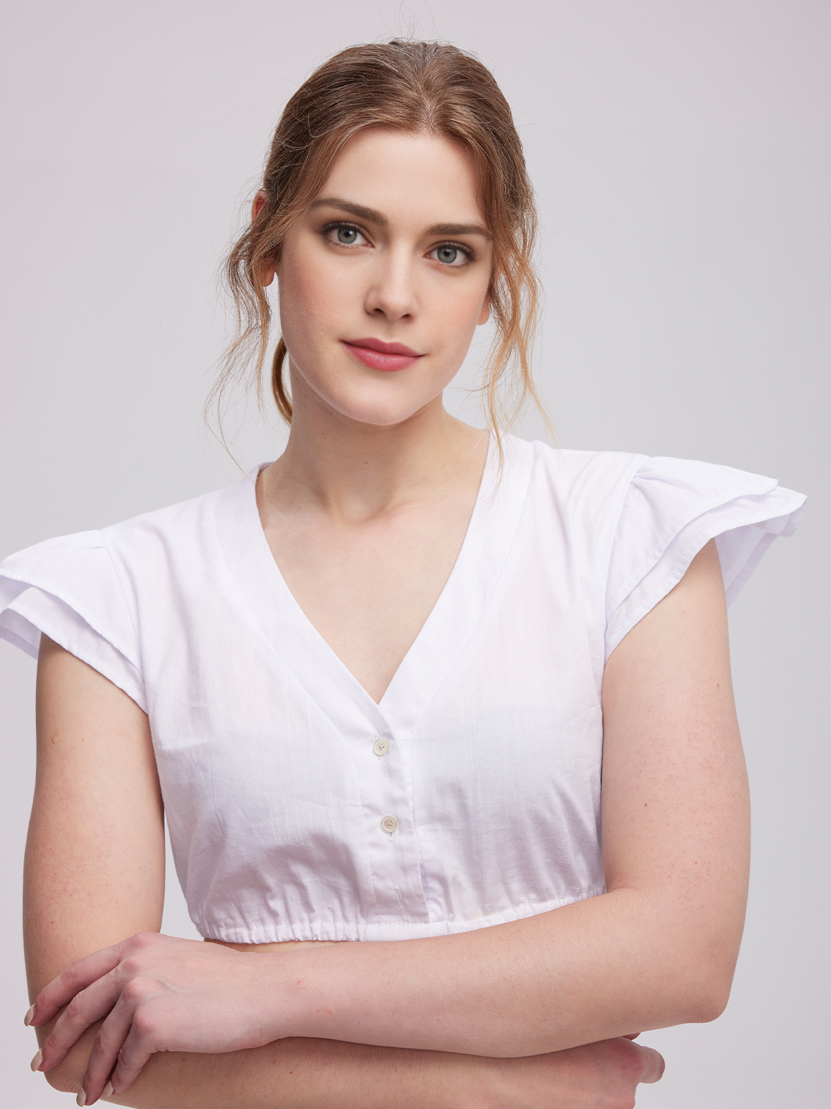 Modernes Dirndl in grün-beige