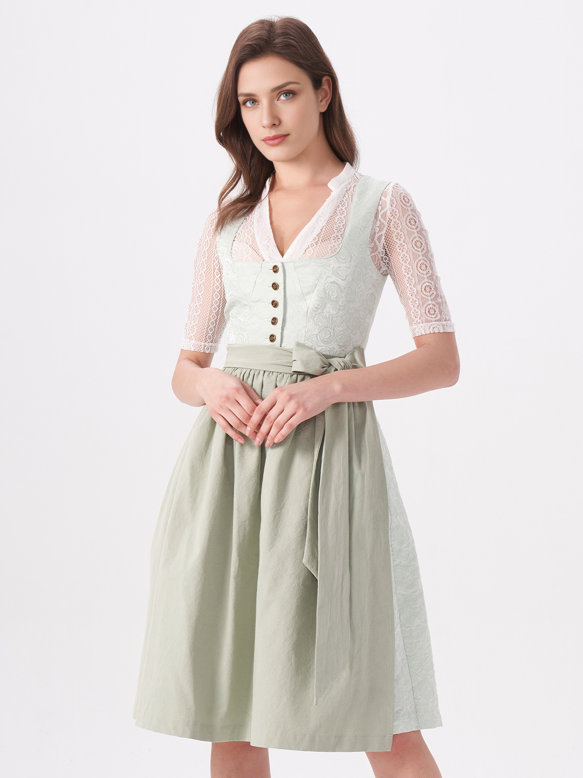 Modernes Dirndl in Grün – perfekt für den Alltag