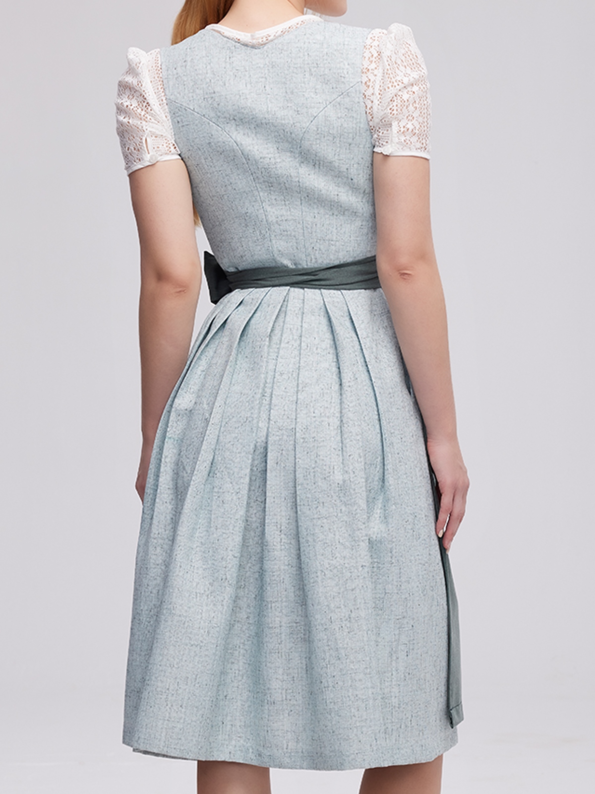 Ehreer Dirndl in Grün